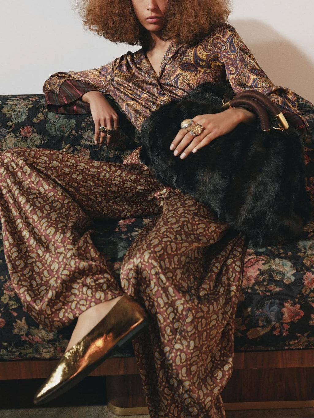 Villa Blvd Maxi Pelage Hobo Handbag