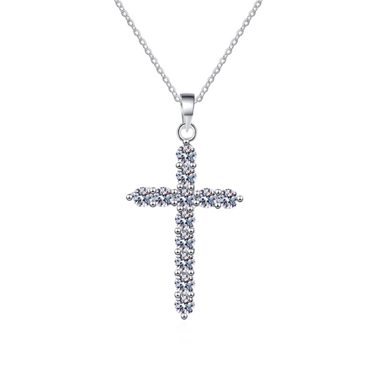 Villa Blvd Moissanite Cross Pendant Chain Necklace