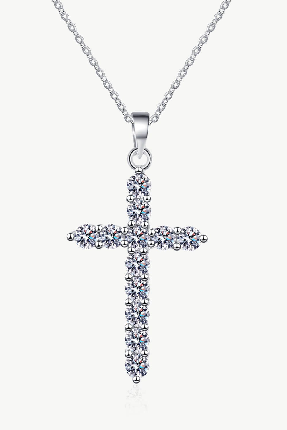 Villa Blvd Moissanite Cross Pendant Chain Necklace